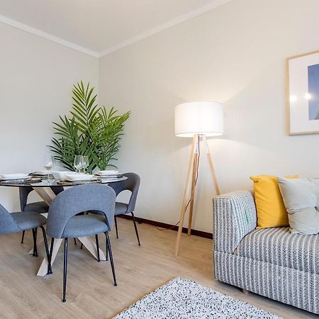 2Br Flat In Bonfim W/ Ac & Balcony By Lovelystay Porto Exterior photo