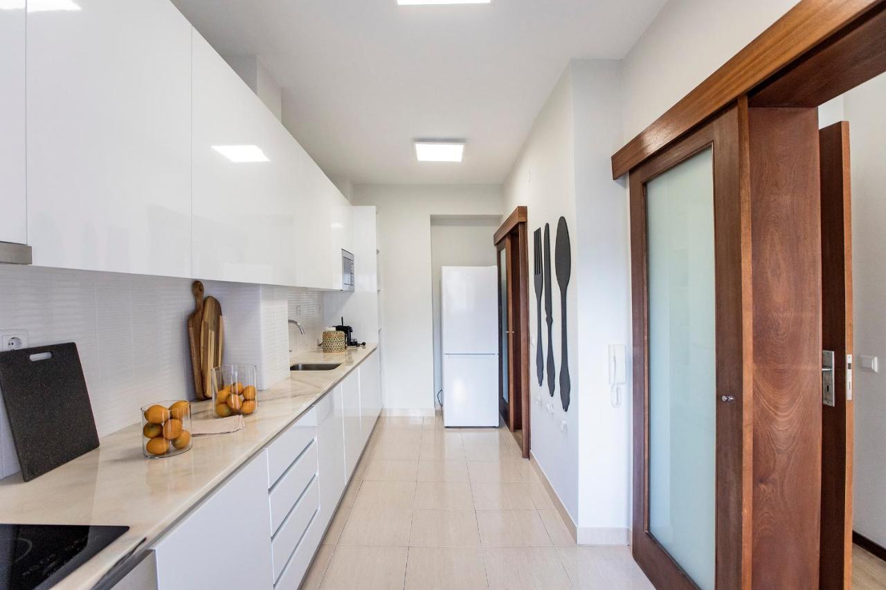 2Br Flat In Bonfim W/ Ac & Balcony By Lovelystay Porto Exterior photo